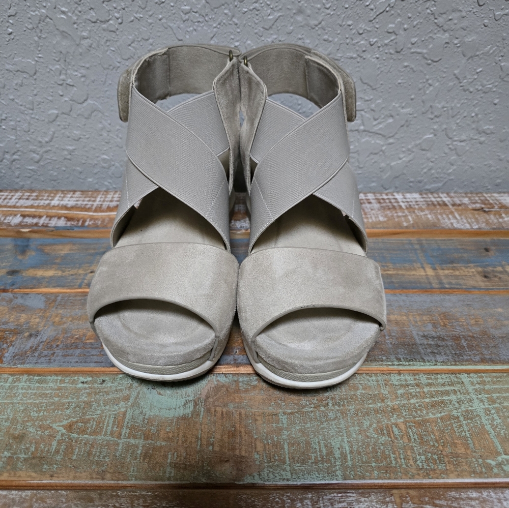 Pierre Dumas Sandals